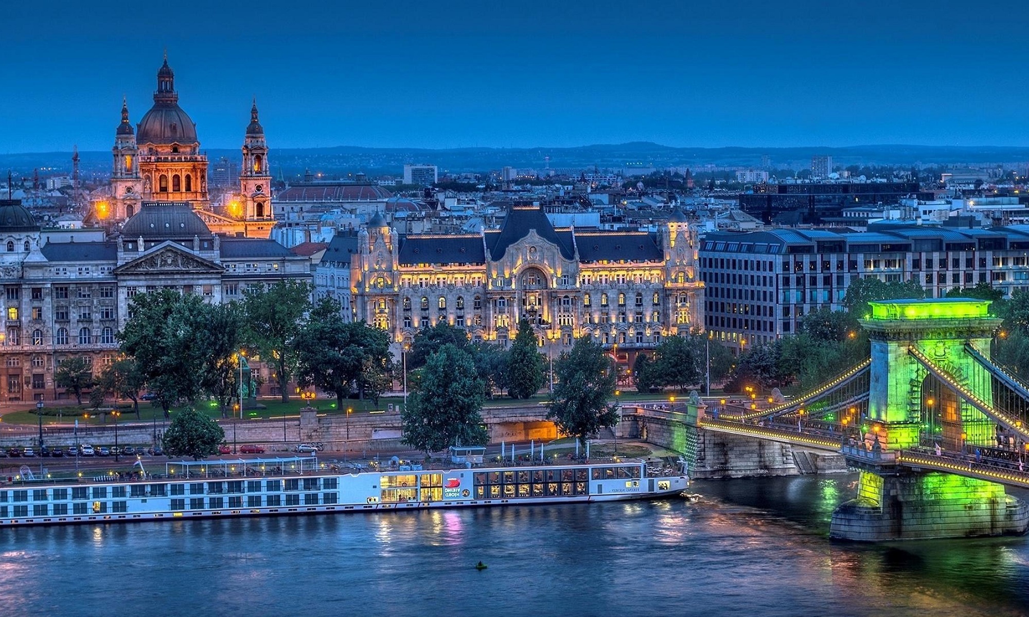 Most popular European bus tours